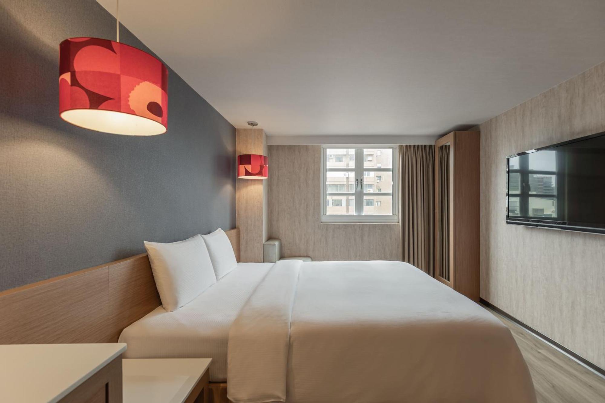 Kindness Hotel - Tainan Chihkan Tower Room photo