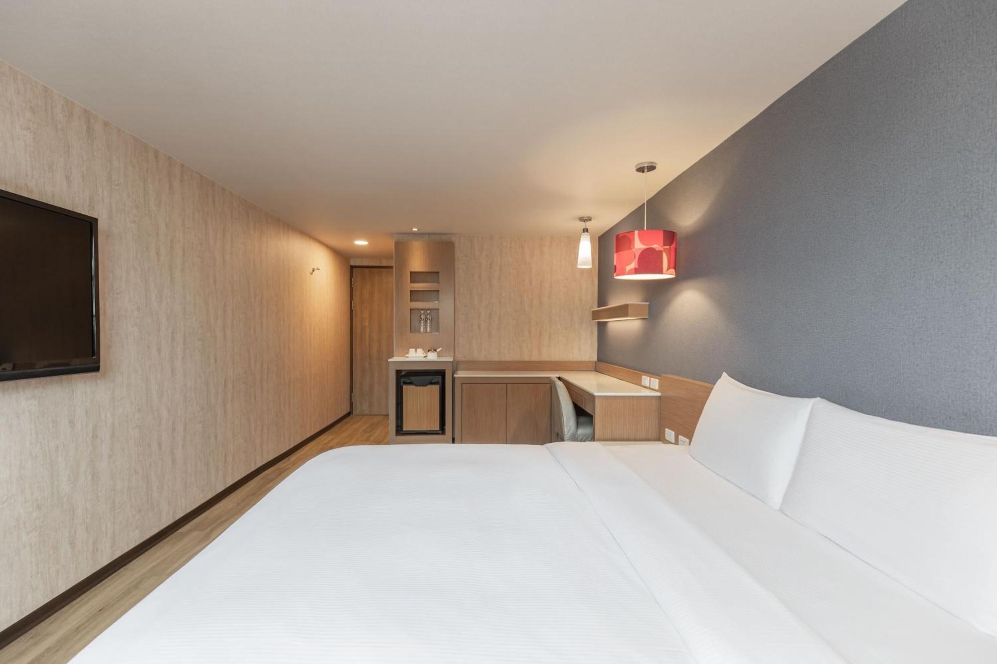 Kindness Hotel - Tainan Chihkan Tower Room photo