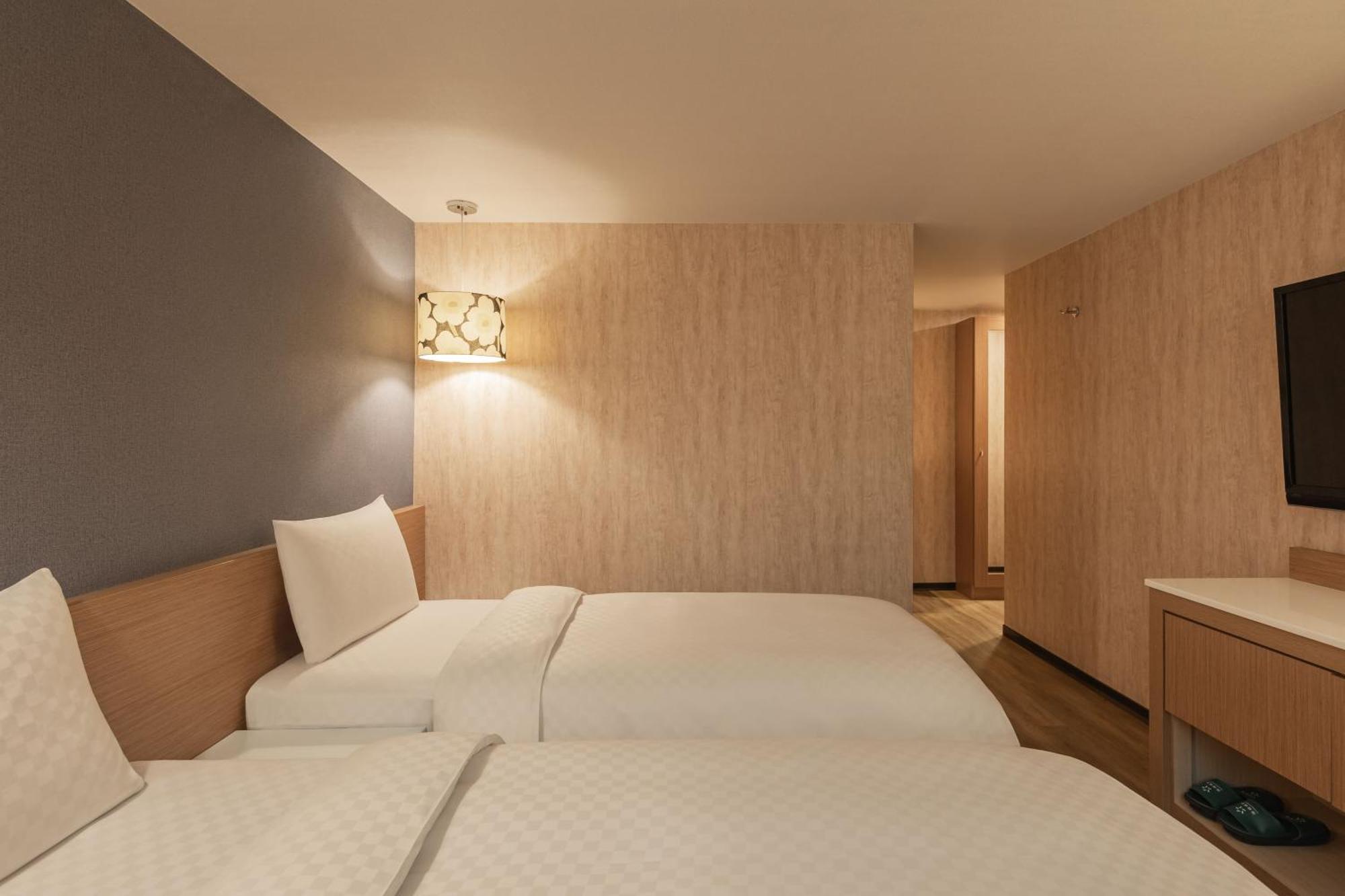 Kindness Hotel - Tainan Chihkan Tower Room photo