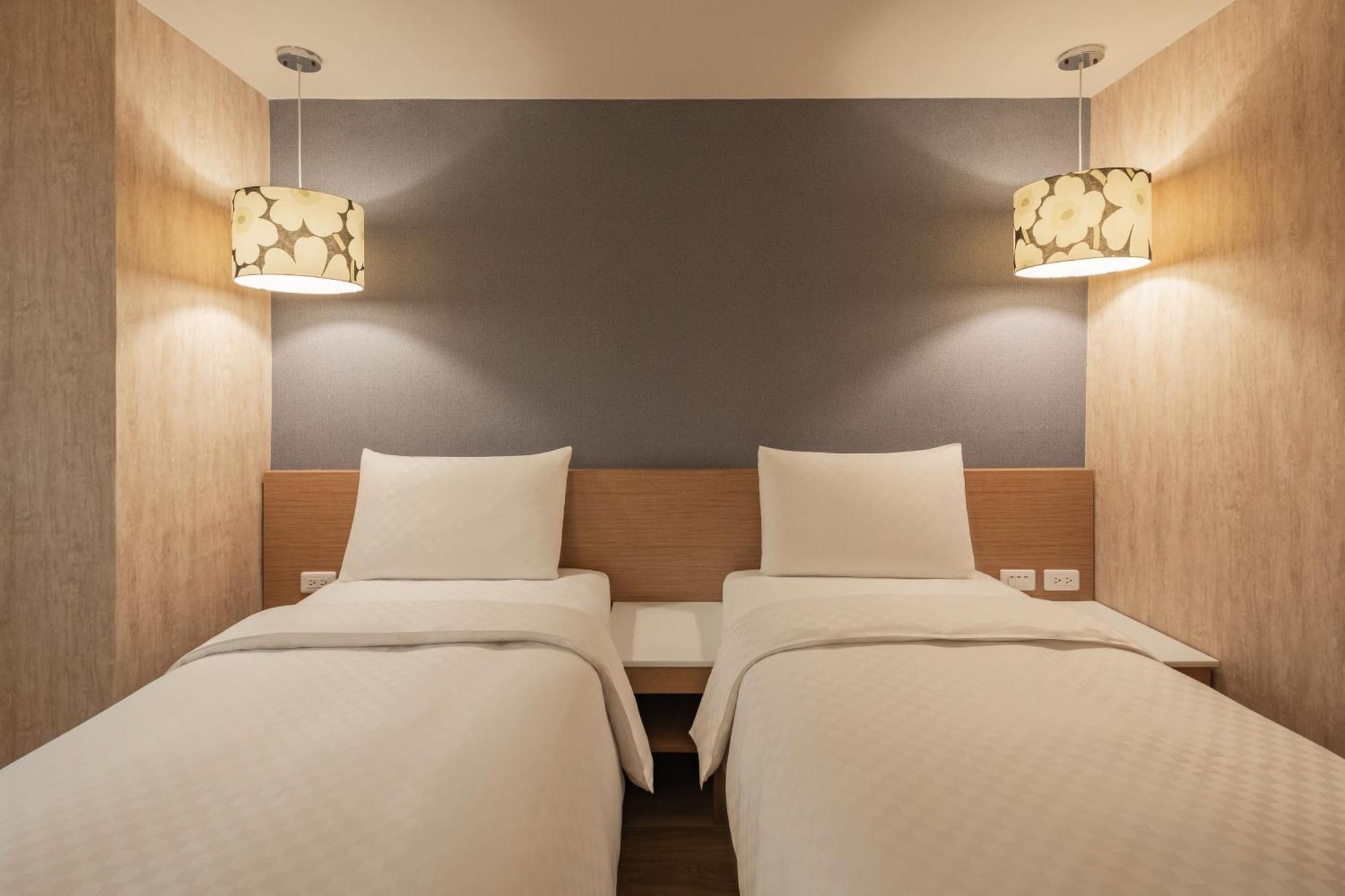 Kindness Hotel - Tainan Chihkan Tower Room photo