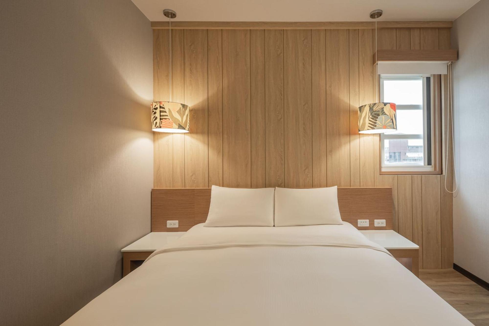 Kindness Hotel - Tainan Chihkan Tower Room photo
