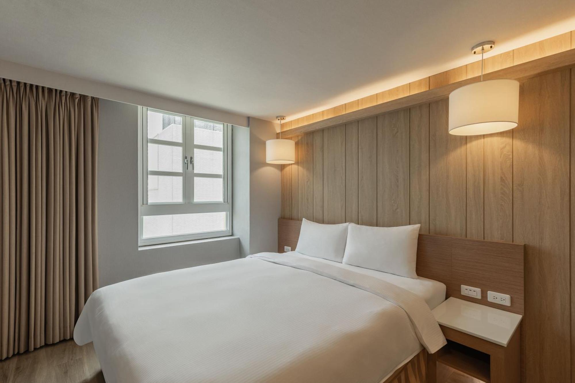 Kindness Hotel - Tainan Chihkan Tower Room photo