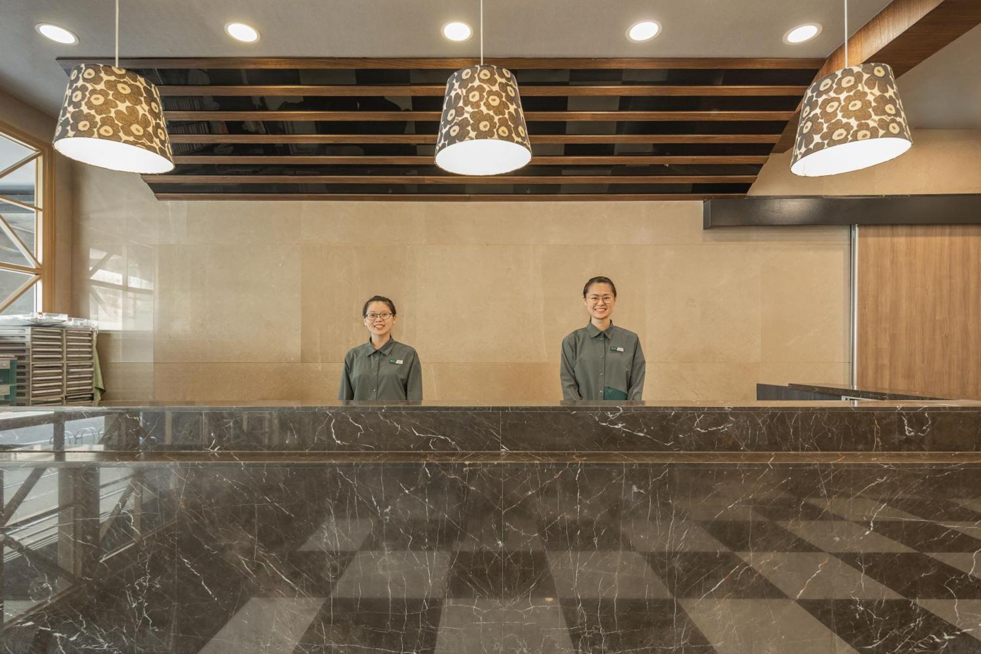 Kindness Hotel - Tainan Chihkan Tower Exterior photo